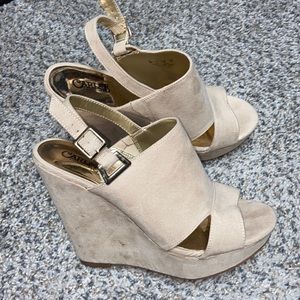 Carlos Santana wedges